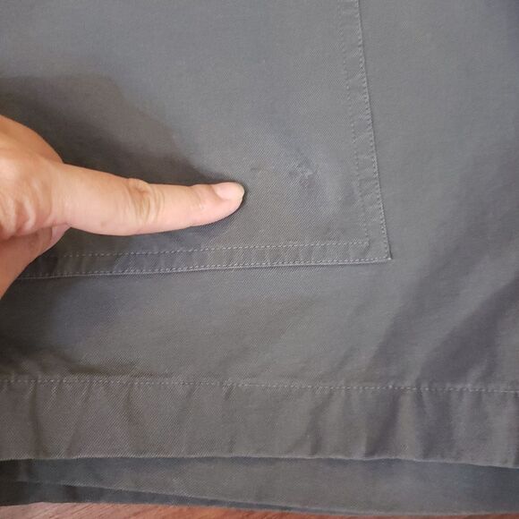 VUORI Men's Gray Summer Athletic Casual Trendy Performance Summer Shorts Size 28 - Picture 2 of 5